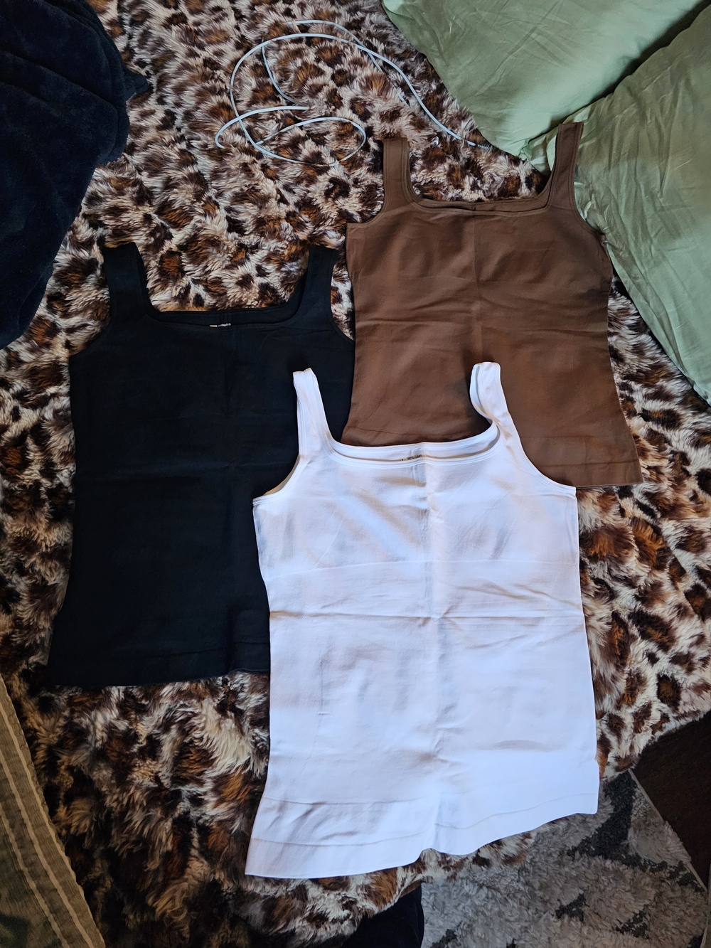 Body Snatching Tank Top - Black, White & Brown